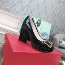 Roger Vivier Heeled Shoes